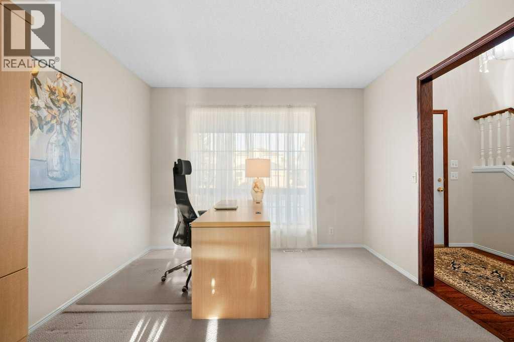 63 Douglas Park Boulevard SE