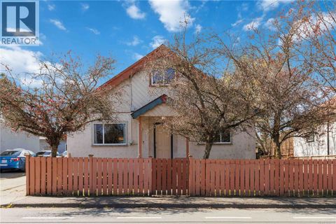 938 Hereward Rd Victoria BC V9A4C8