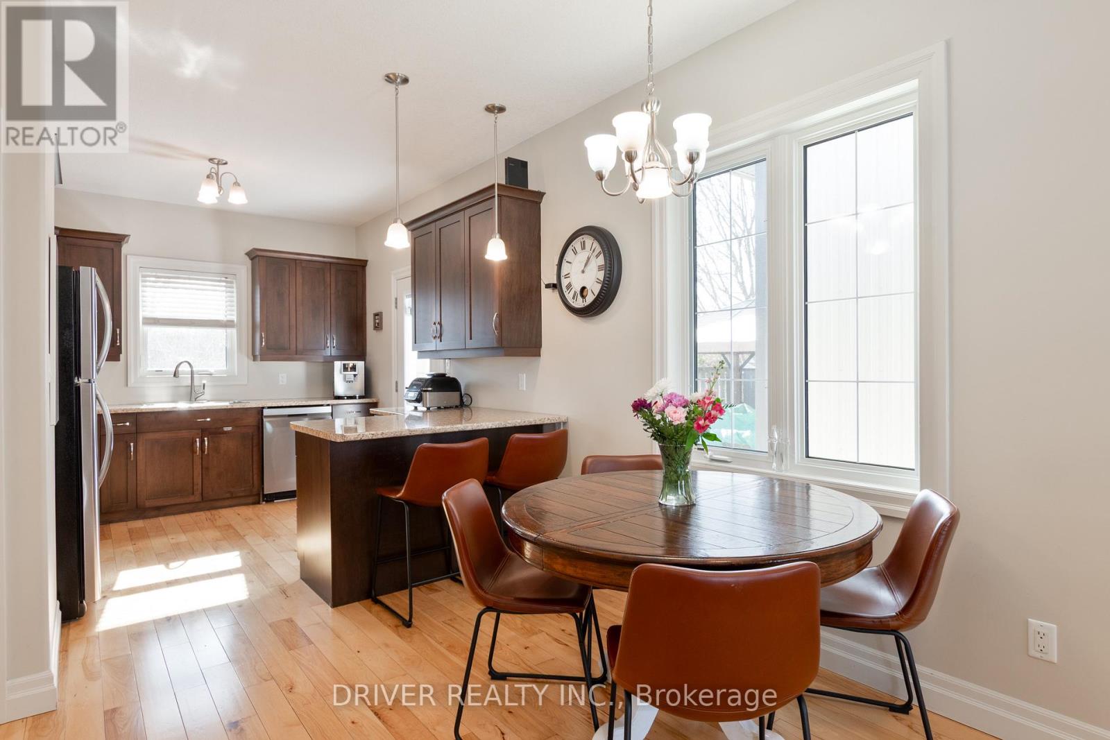 36 SPRUCE STREET W