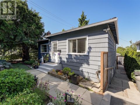 3102 Yew St Victoria BC V8X1M8