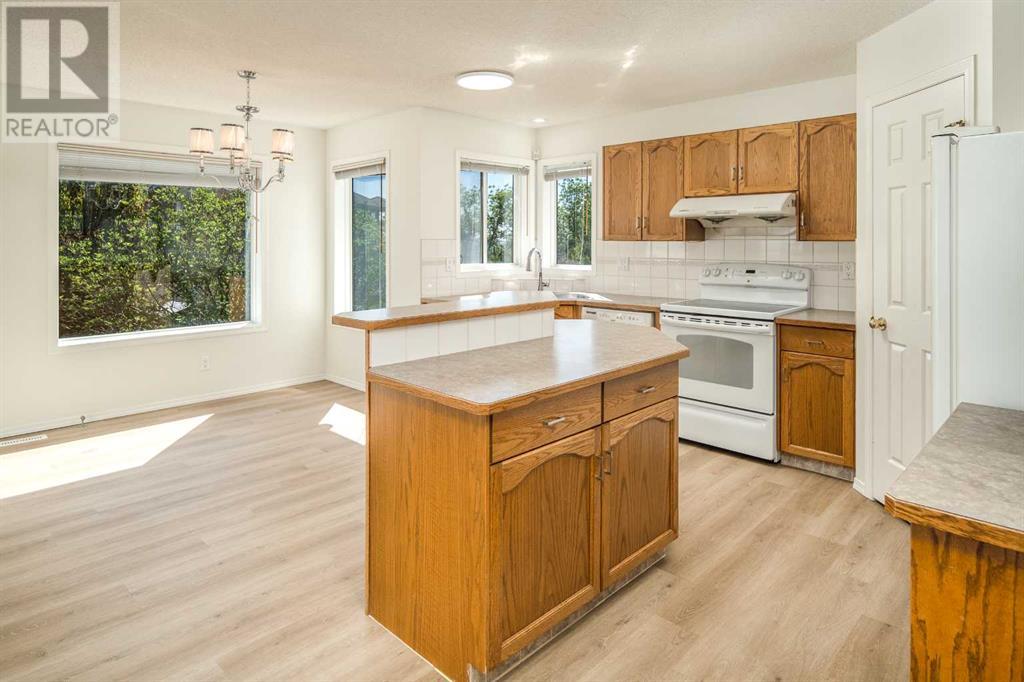 88 Country Hills Park NW