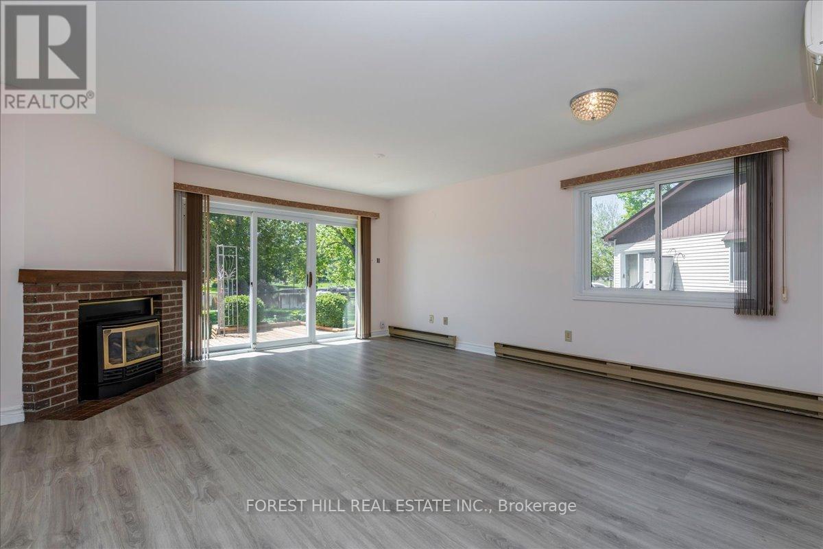 9 - 70 LAGUNA PARKWAY