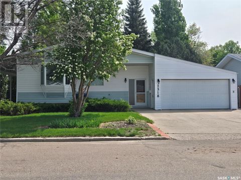 2318 Victory ROAD Estevan SK S4A1Y4