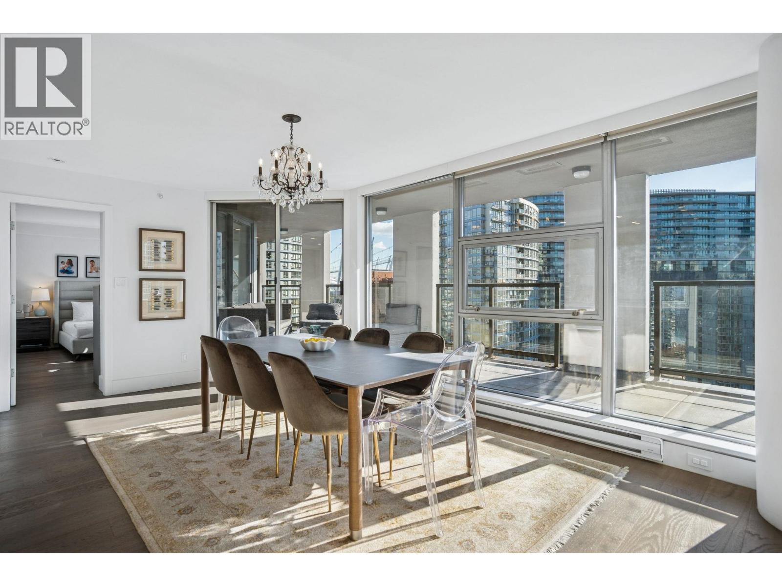 1903 989 BEATTY STREET