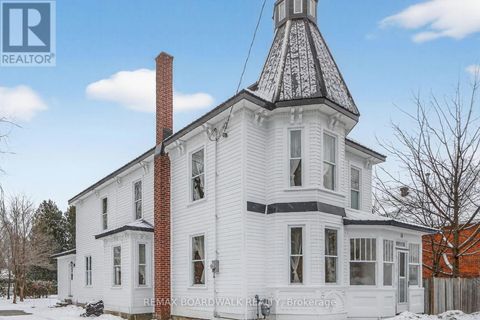 11 ALFRED STREET Smiths Falls ON K7A4H6