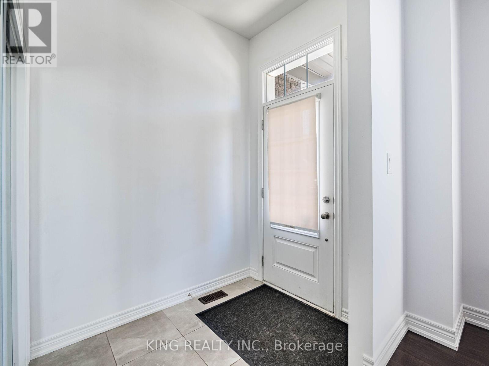 18 LEDGER POINT CRESCENT
