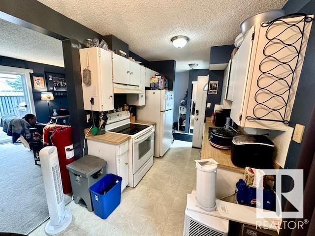 18432 62B AV NW