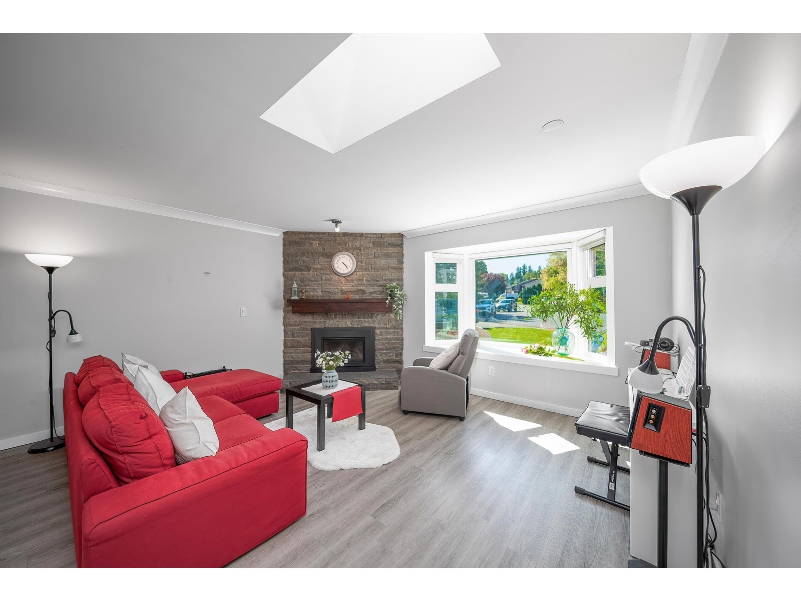2116 WINSTON COURT