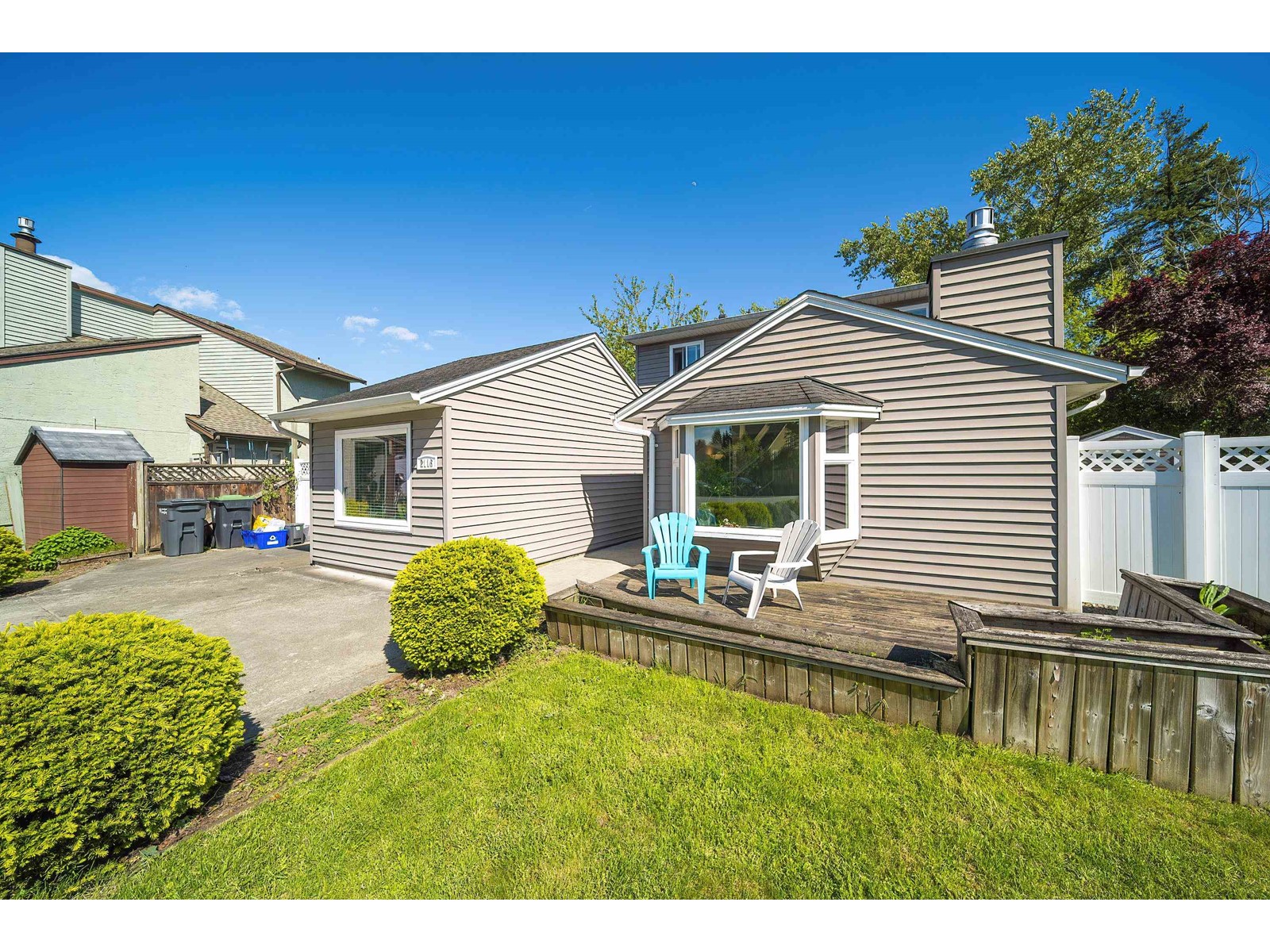 2116 WINSTON COURT