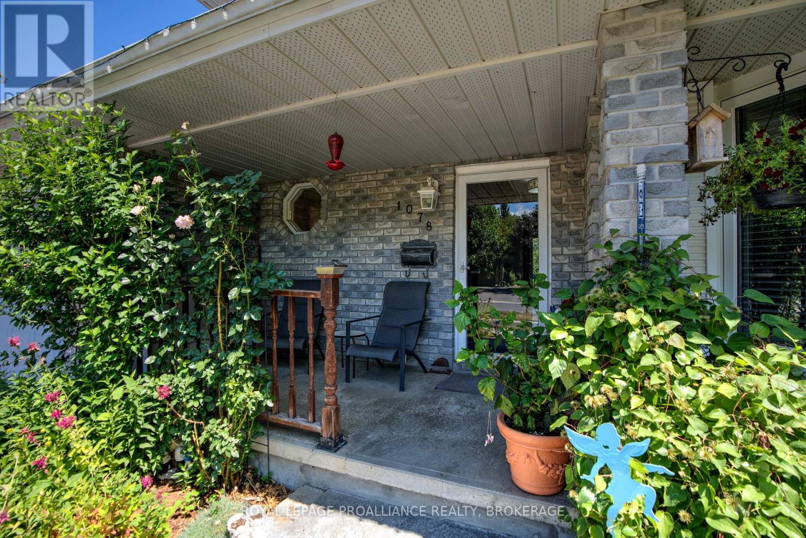 1078 LOMBARDY STREET