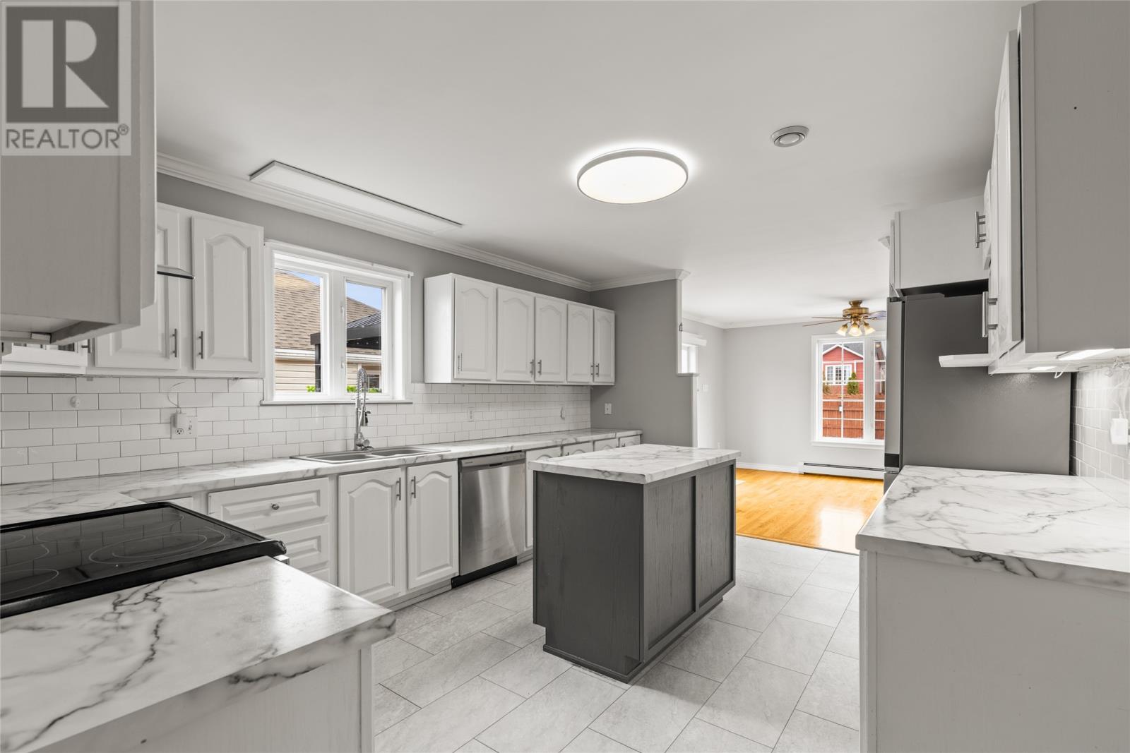 1 Mahogany Place