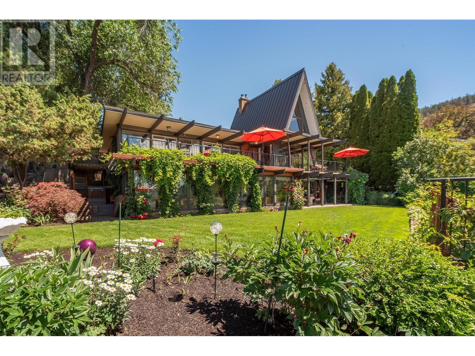 2004 Dewdney Road