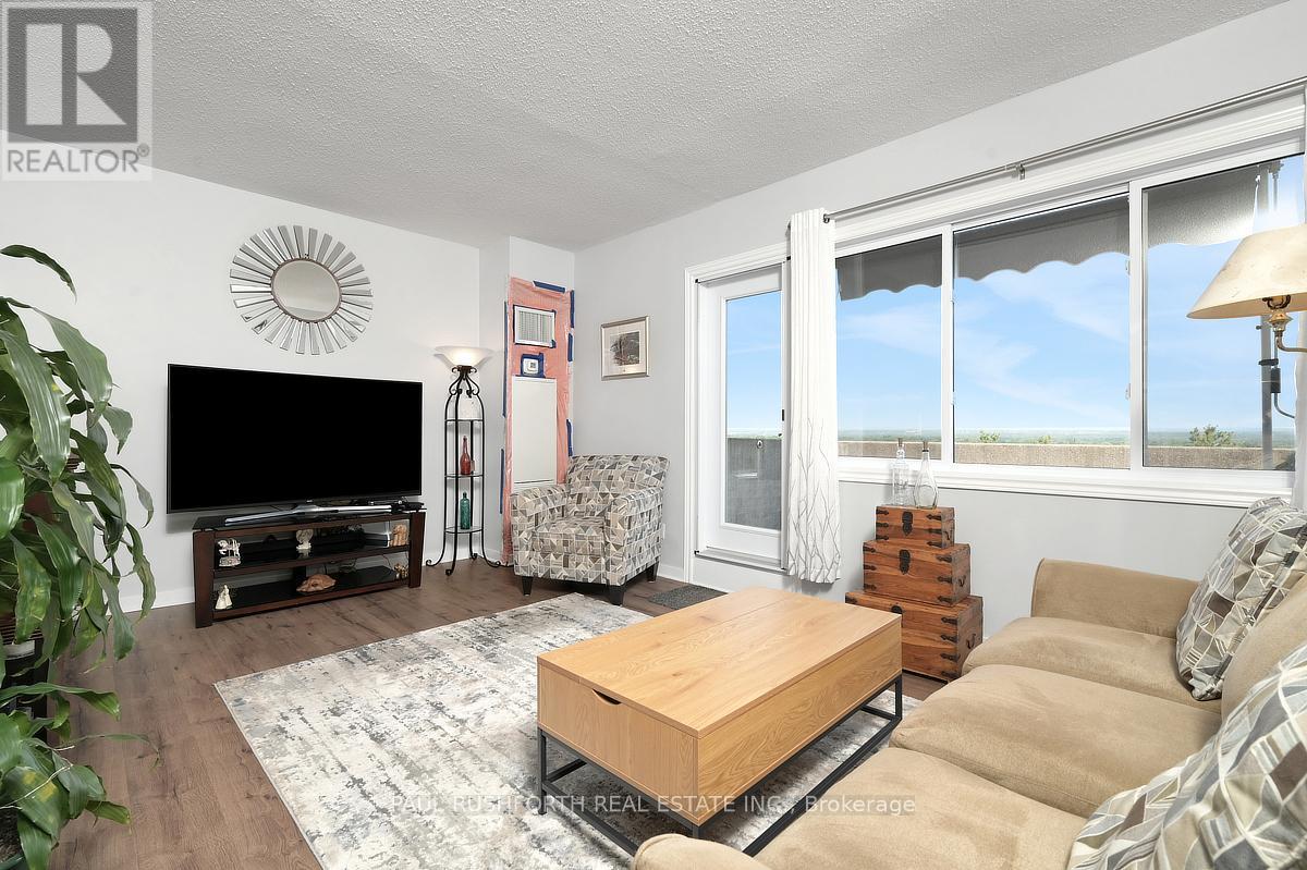 819 - 1599 LASSITER TERRACE