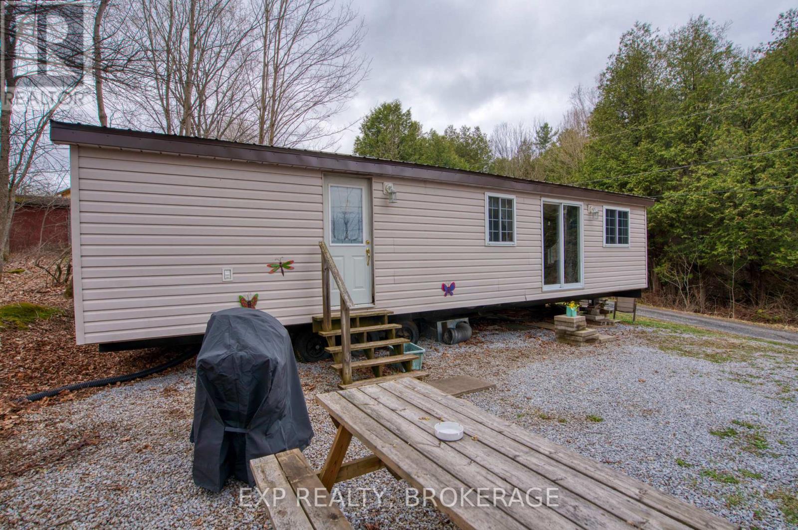 Photo 1 of 31 — 13 - 1014 TEAL TRAIL Unit 13, Frontenac (Frontenac Centre), ON K0H1B0