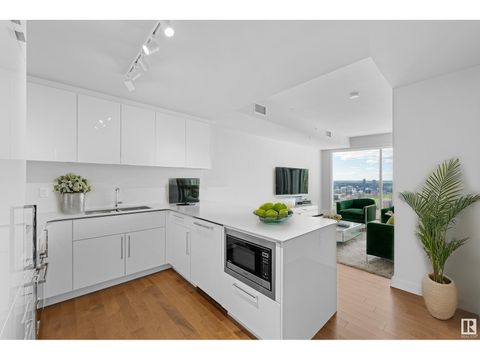 #3310 10360 102 ST NW Edmonton AB T5J0K6