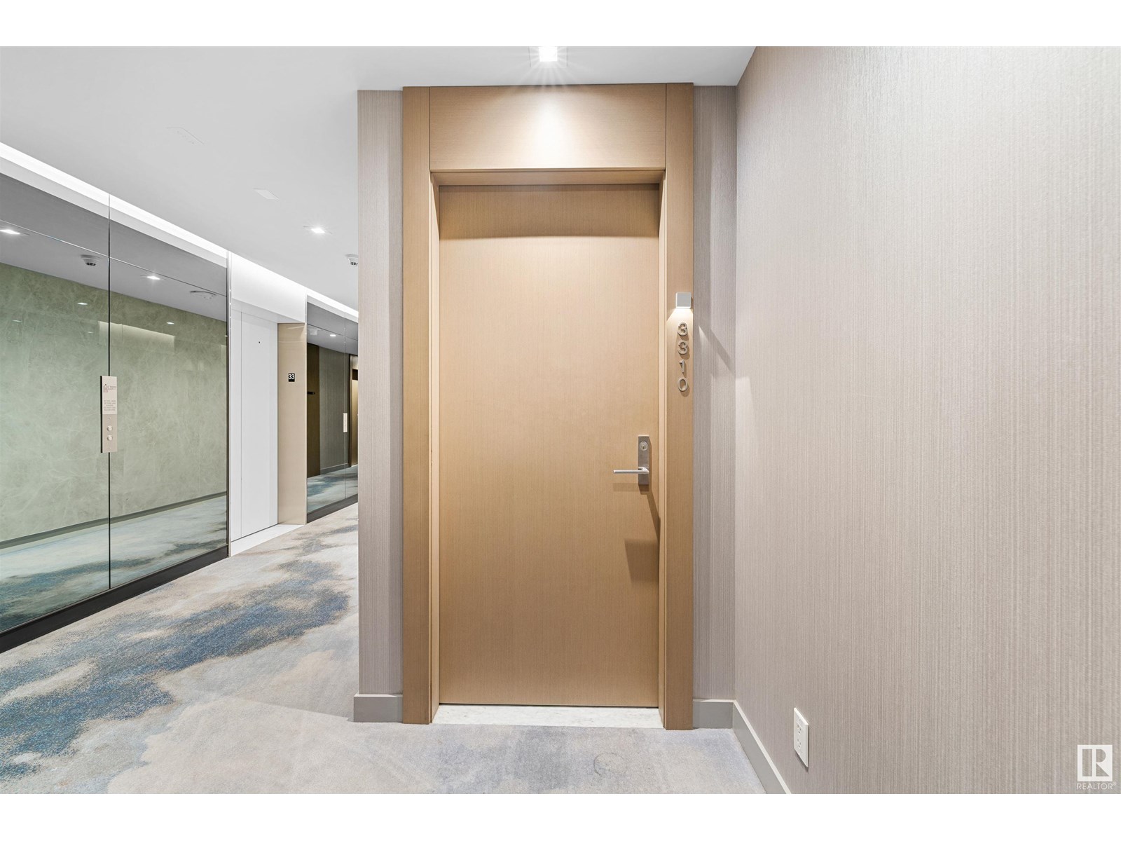 #3310 10360 102 ST NW