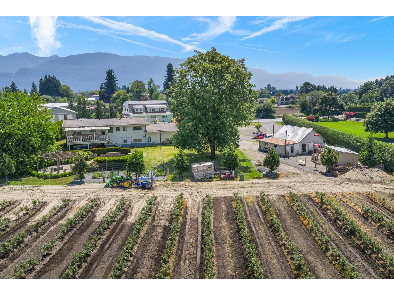 42505 YALE ROAD|Greendale