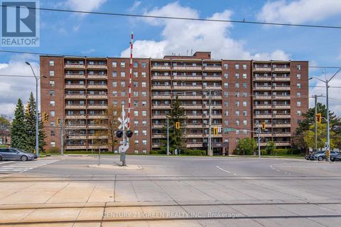 702 - 1100 COURTLAND AVENUE E Kitchener ON N2C2H9
