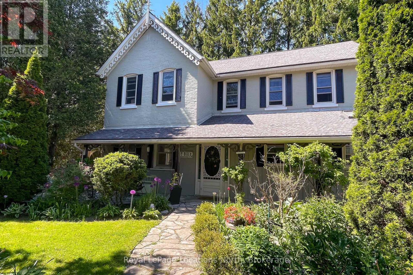44 PARKVIEW AVENUE