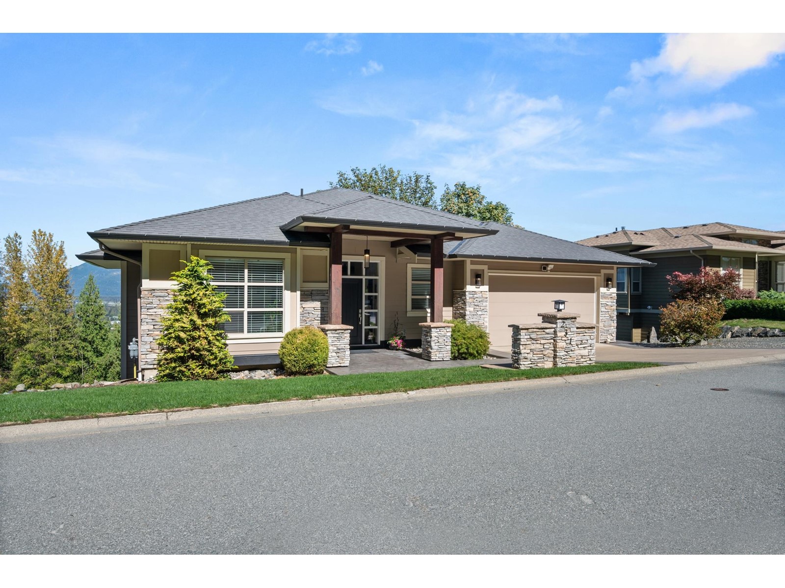 231 51075 FALLS COURT|Eastern Hillsides