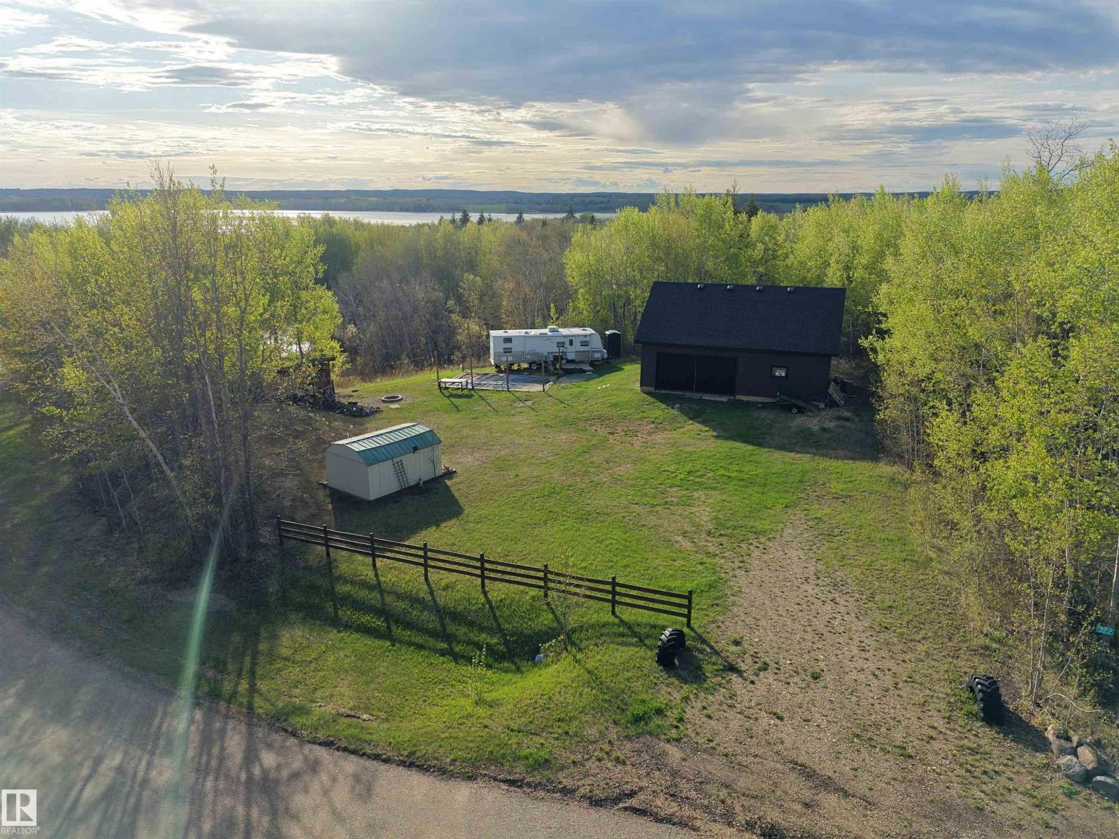 322 Mons Lake DR