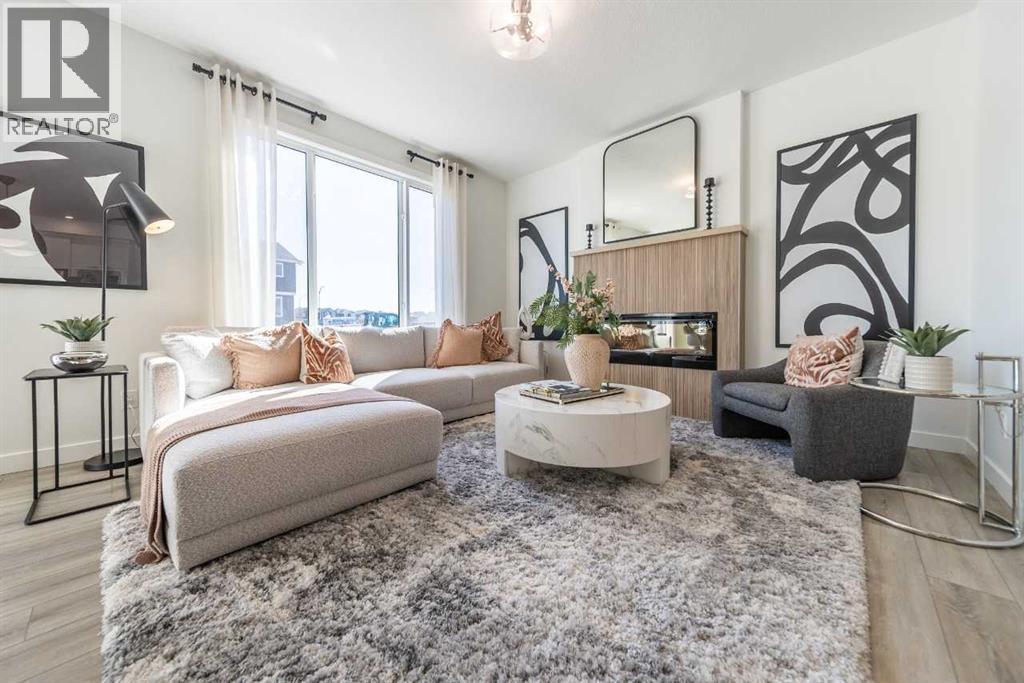 326 Hotchkiss Common SE