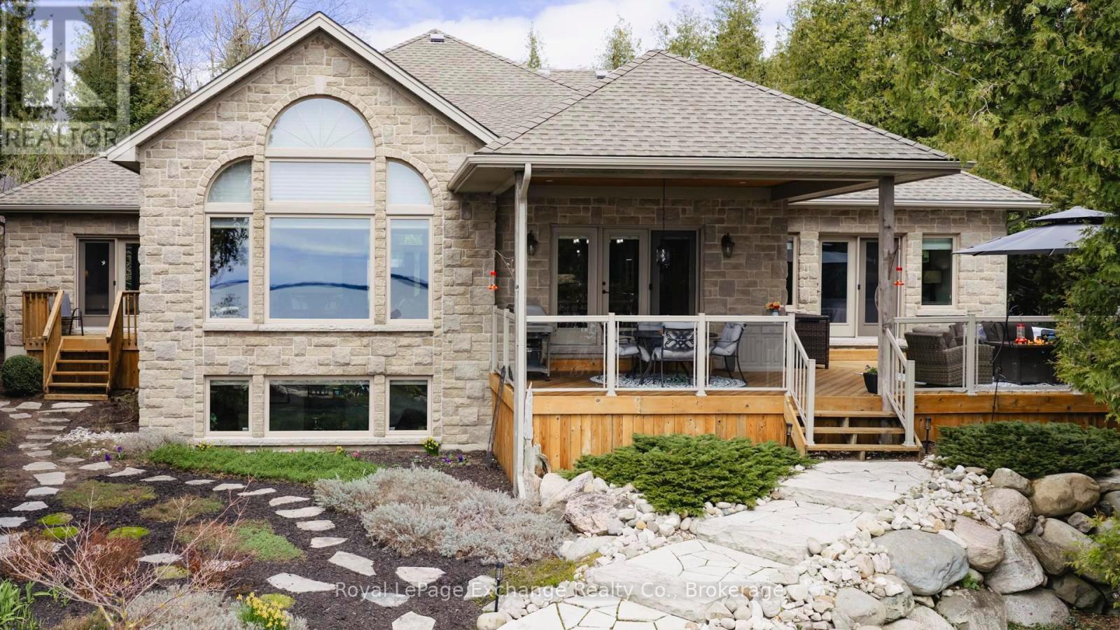 223 UPPER LORNE BEACH ROAD