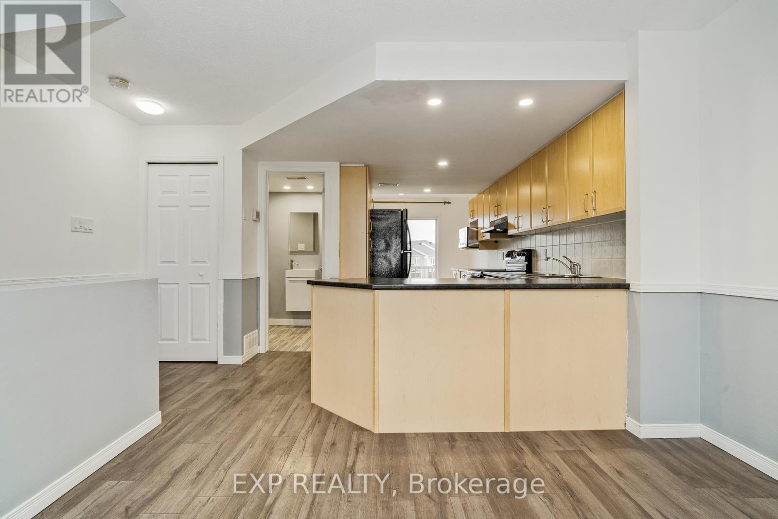 552 LAKERIDGE DRIVE