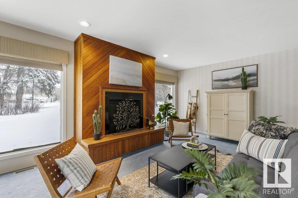 25 SUNNYSIDE CR