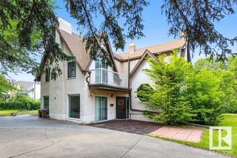 25 SUNNYSIDE CR St. Albert AB T8N0J4