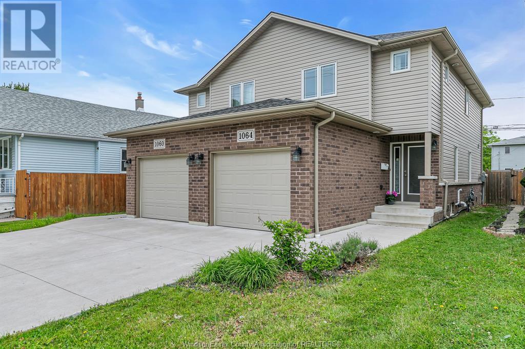 1064 MERCER