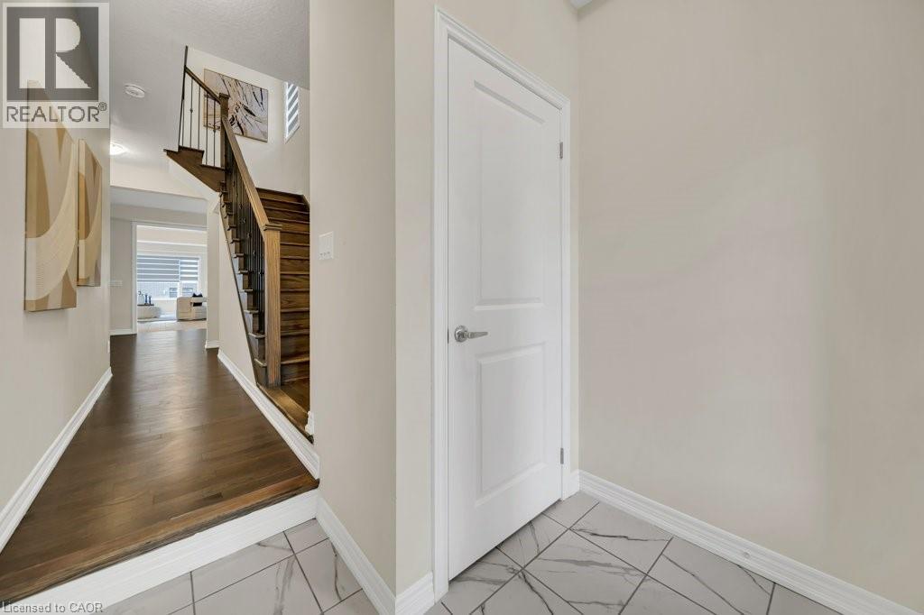 285 BROADACRE Drive
