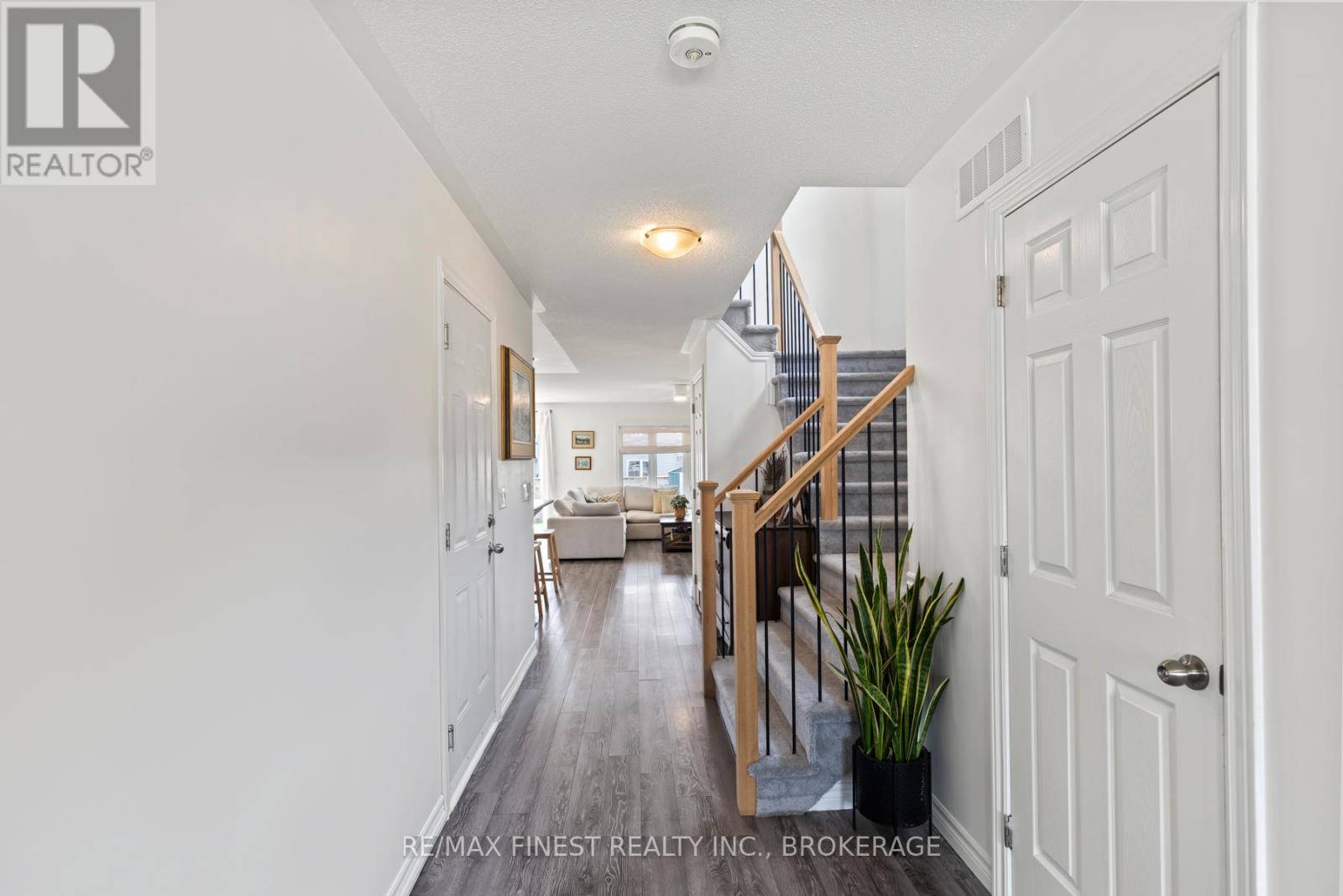 37 BRENNAN CRESCENT