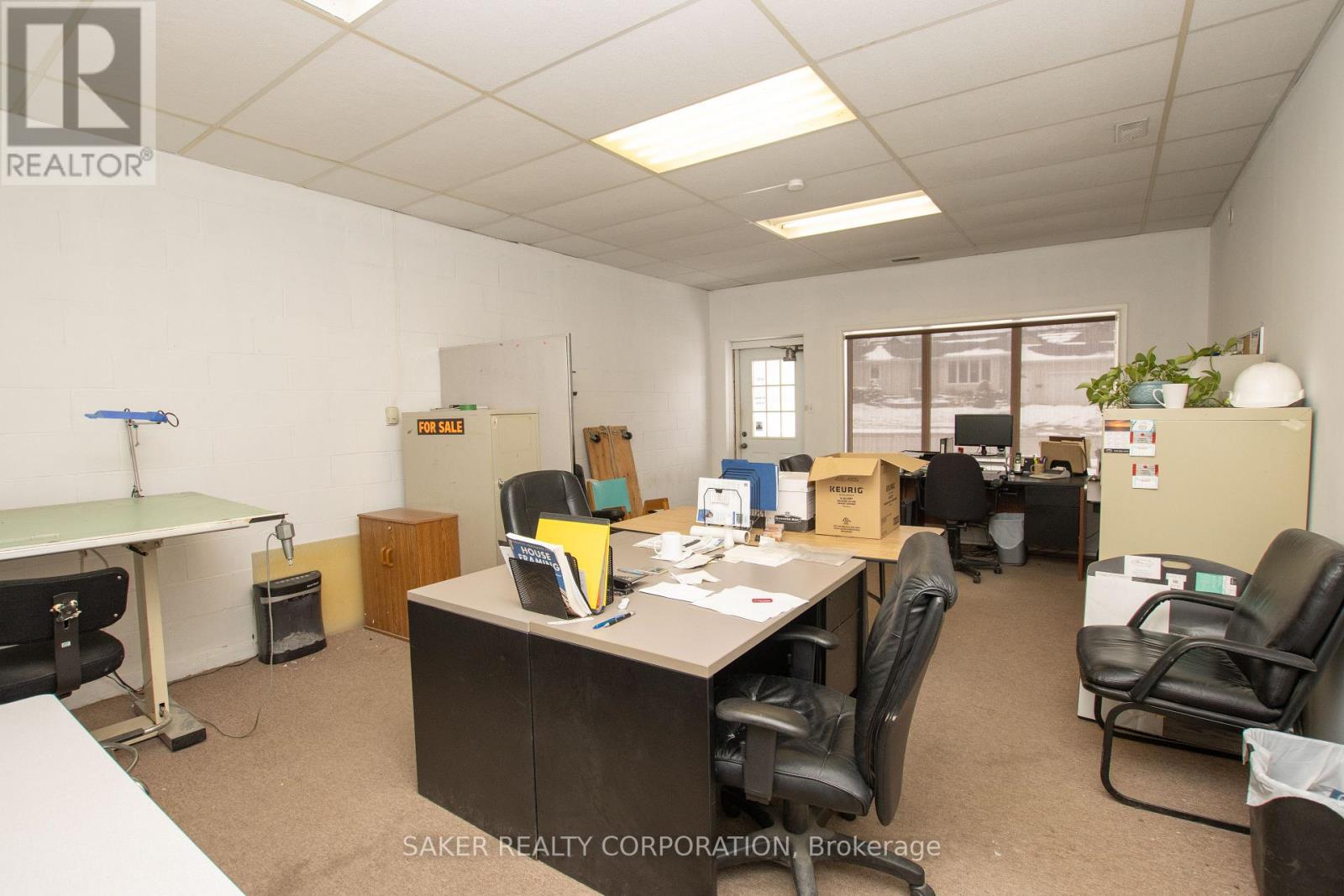 633 LIONS PARK DRIVE