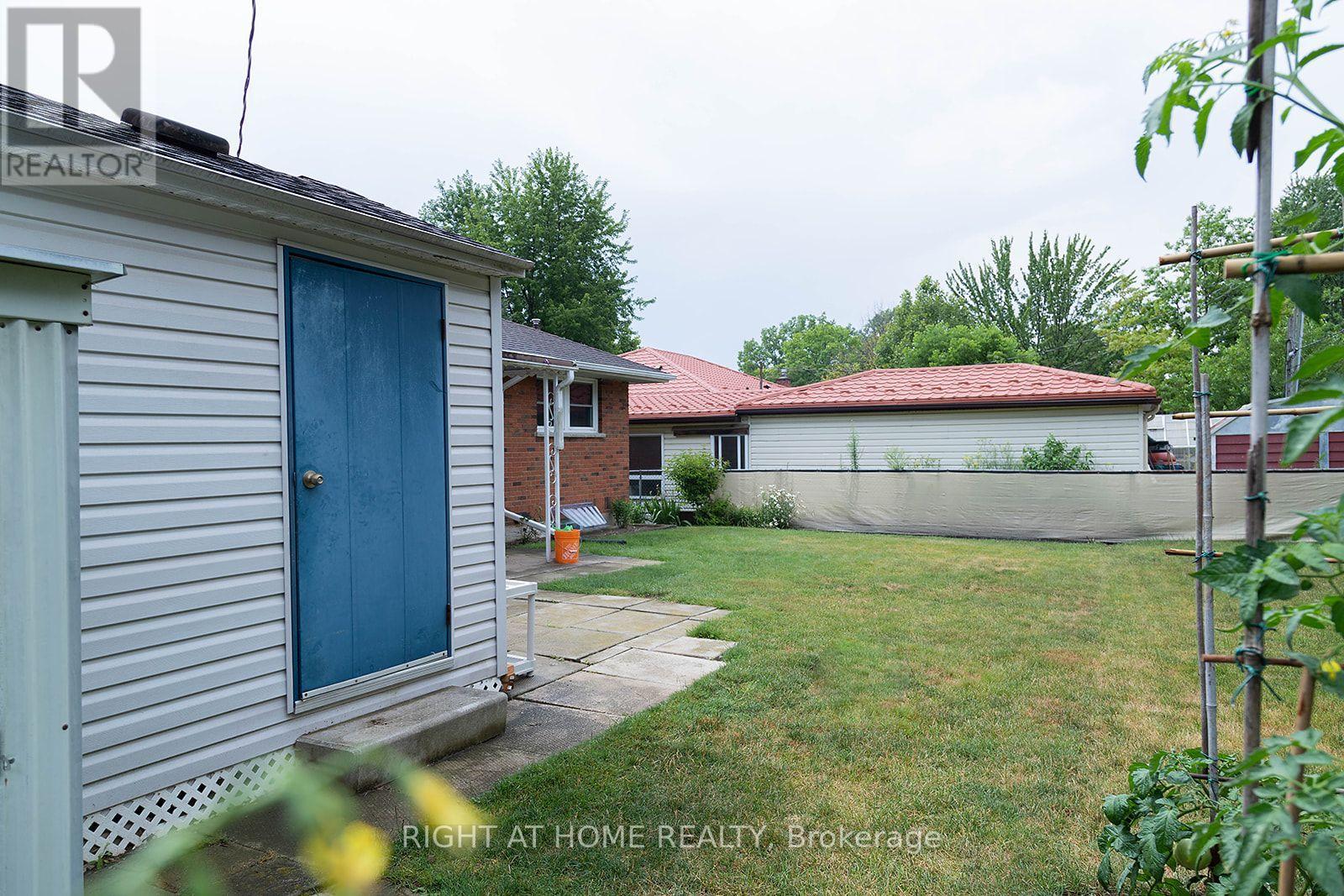186 KING EDWARD AVENUE