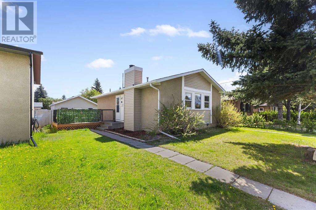 6824 Rundlehorn Drive NE