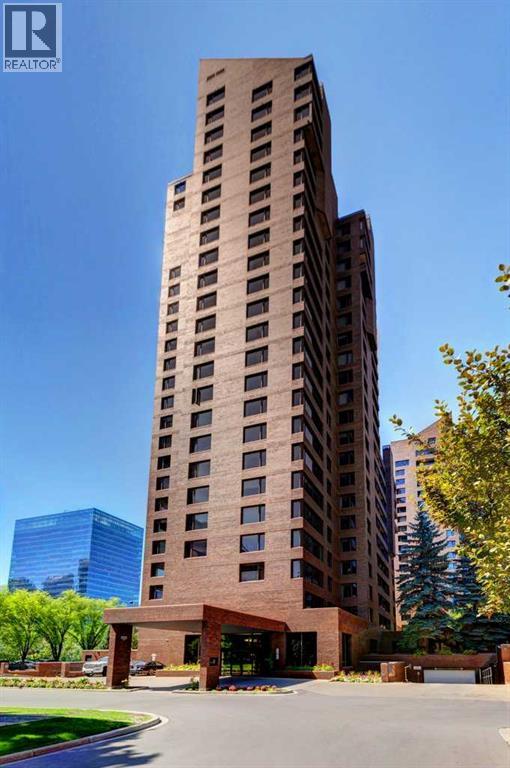 1102D, 500 Eau Claire Avenue SW