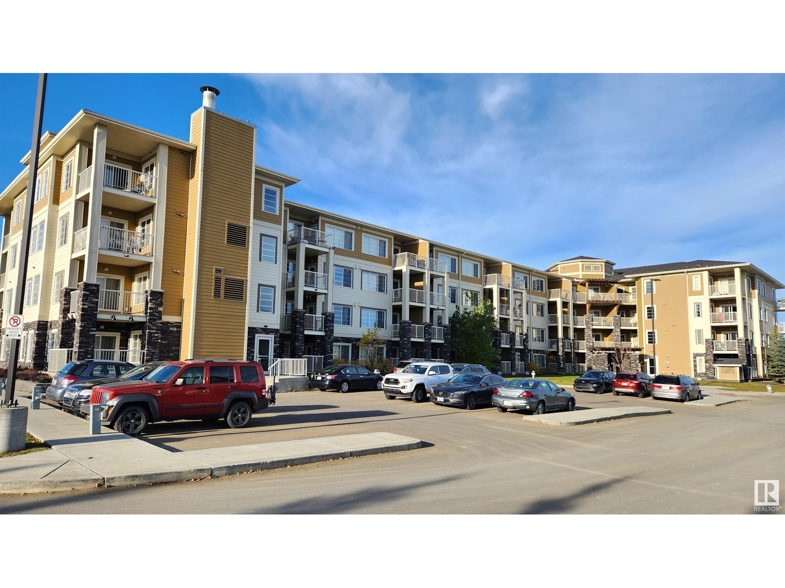 #216 3670 139 AV NW