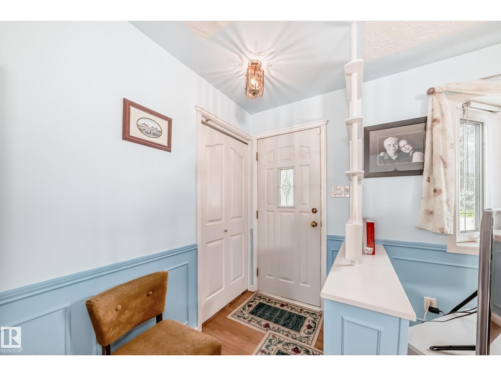 8602 158 ST NW