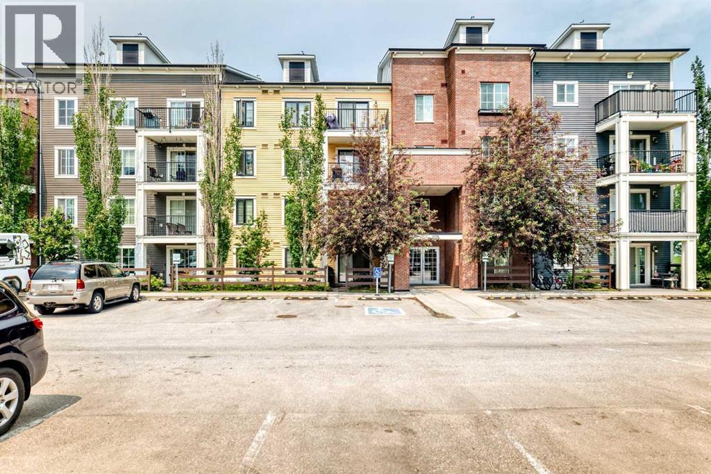 4302, 755 Copperpond Boulevard SE