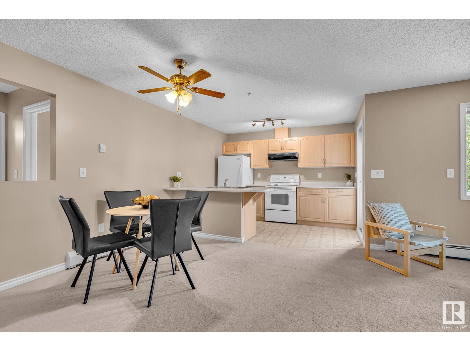 #114 905 BLACKLOCK WY SW