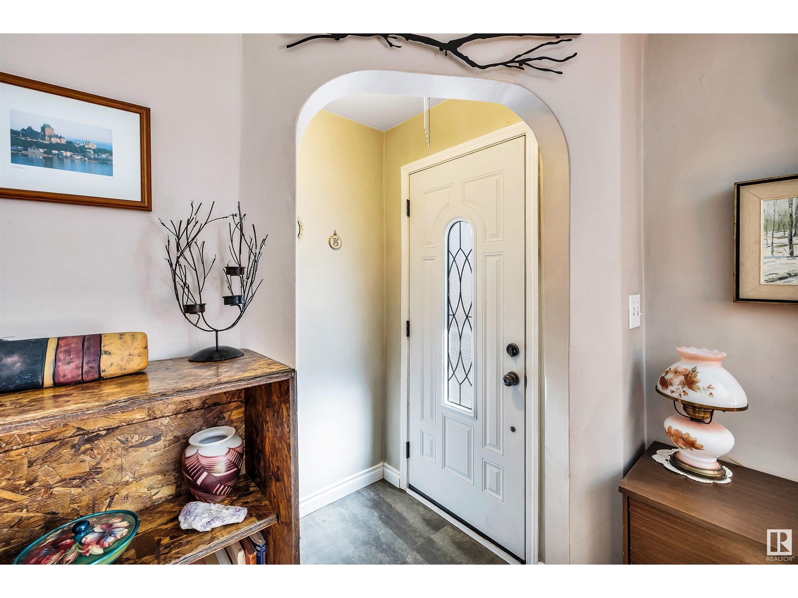 10962 135 ST NW NW