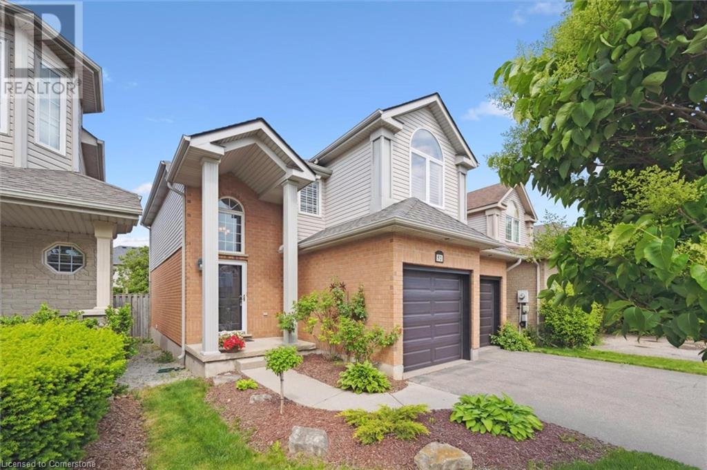 52 CAMM Crescent