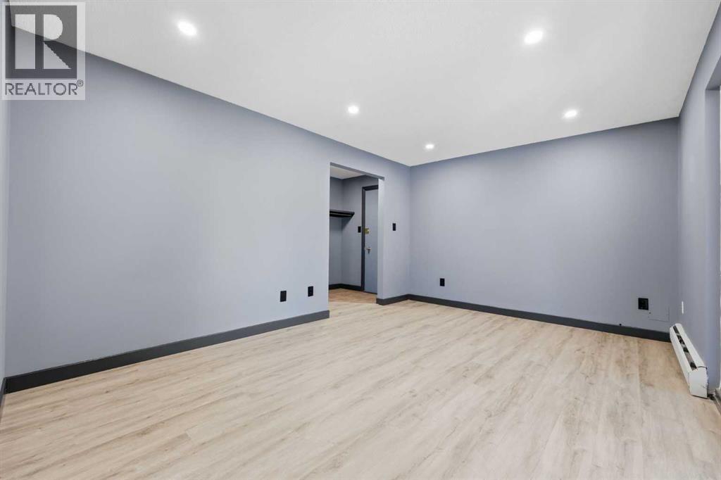 203, 3103 Blakiston Drive NW