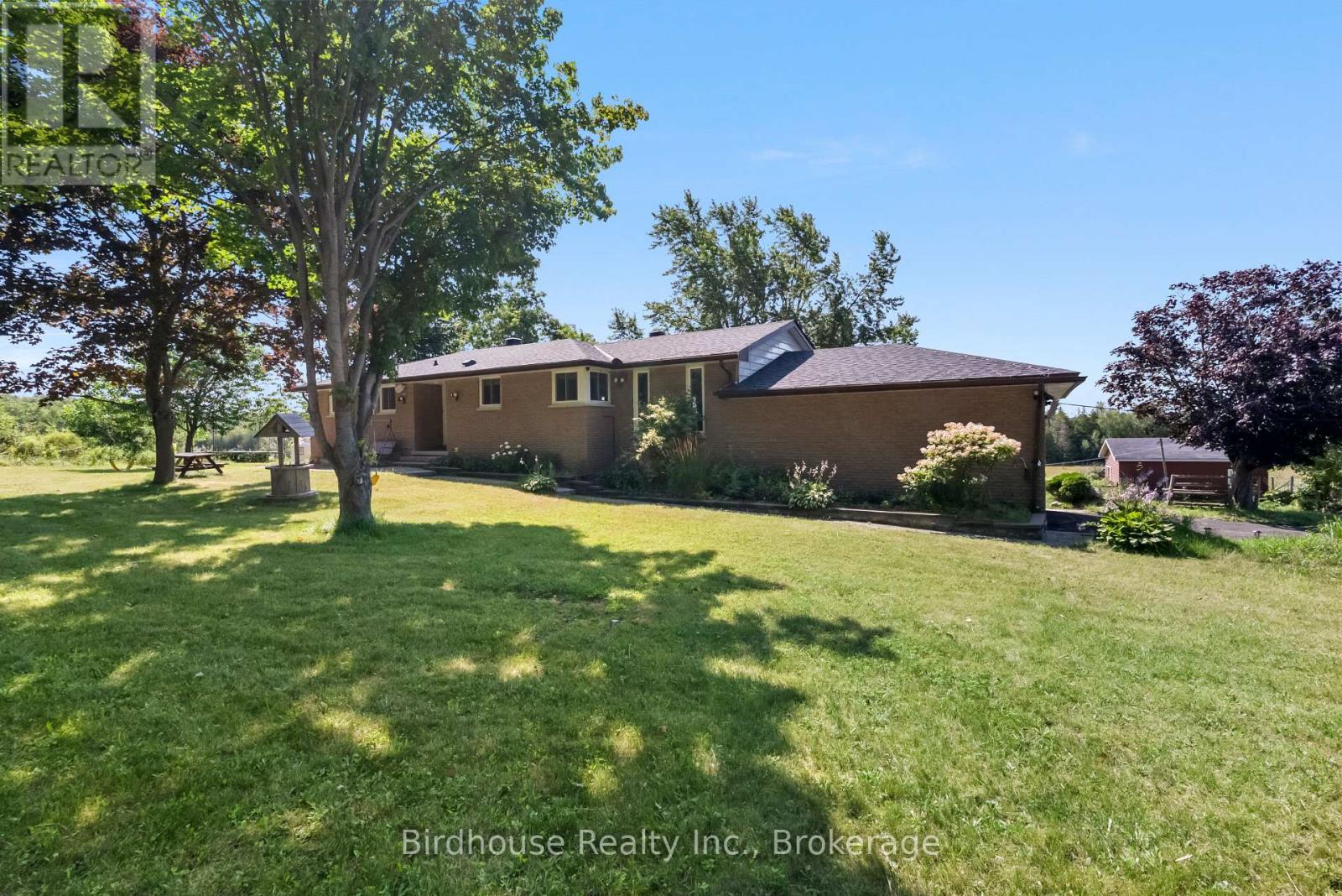 36 SUGAR BUSH ROAD