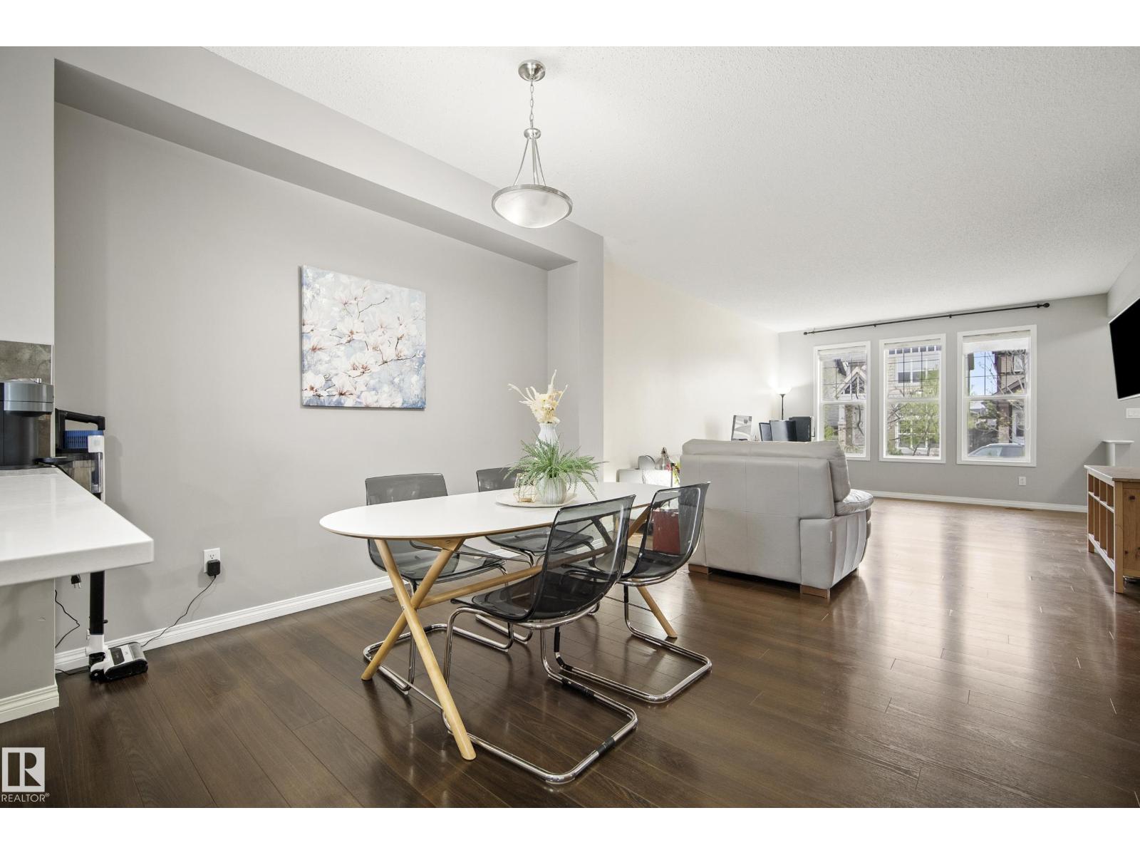 3030 ARTHURS CR SW