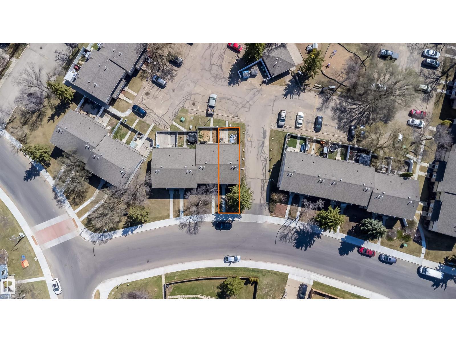 3217 142 AV NW NW