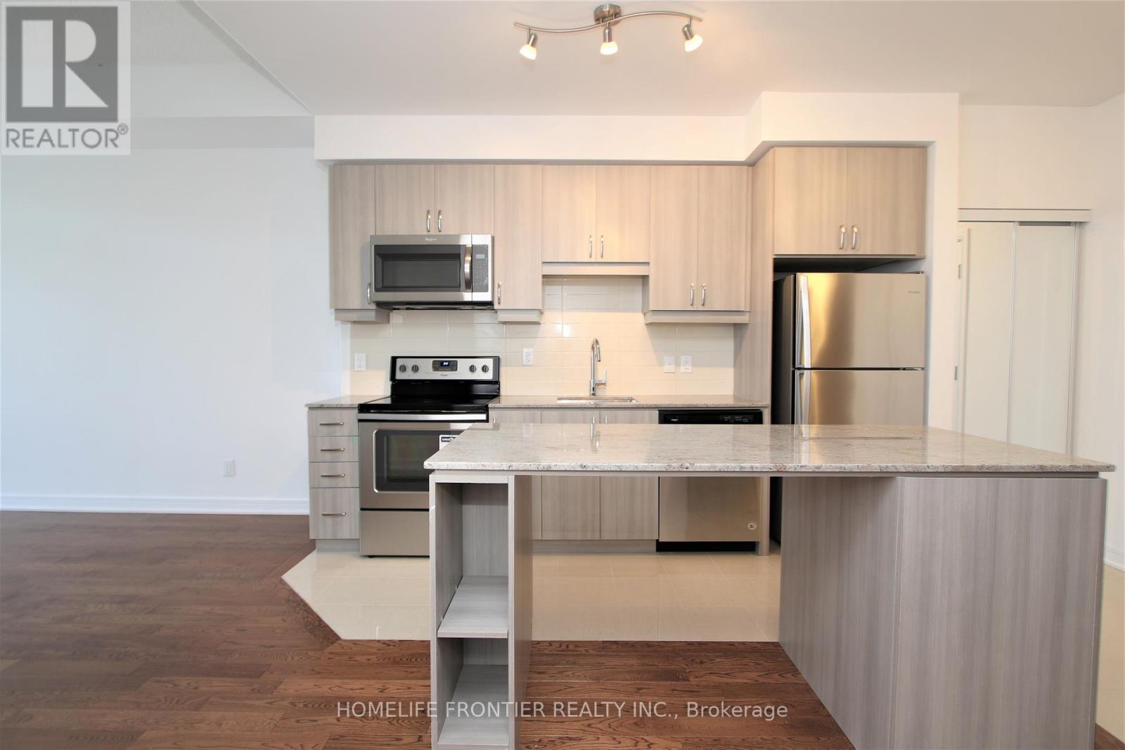 807 - 9201 YONGE STREET