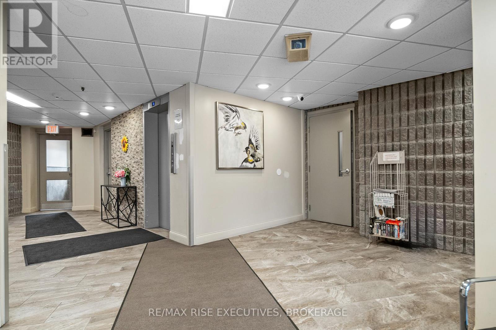 507 - 17 ELDON HALL PLACE