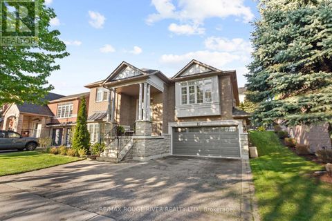11 MAPLE EDGE LANE Whitby (Williamsburg) ON L1R2M9